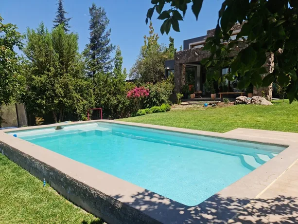 Proyecto de reparación y revestimiento de piscina